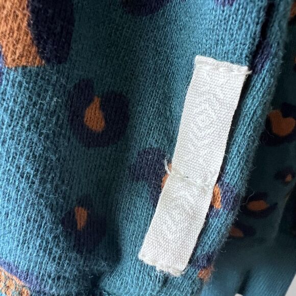 Koto‎ Sweatshirt Women Small Teal Blue Leopard Animal Print Crewneck Pullover - Picture 3 of 8